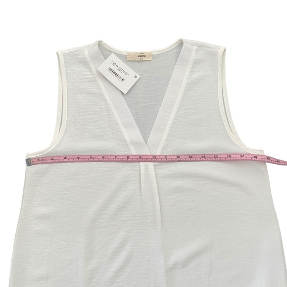 Entro NWT Ivory Venus Sleeveless V Neck Top Medium - Picture 7 of 11